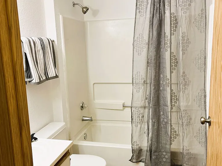 Kruse Villa Apartments — Photo 2