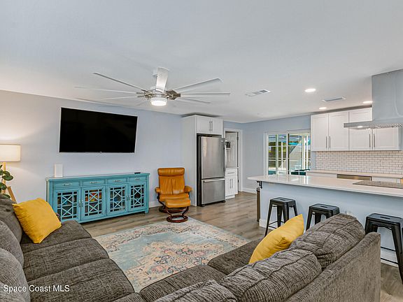4th image of 601 Cornell Ave