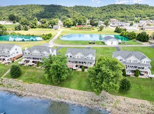 65 Governor St UNIT 3C, Ripley, OH 45167