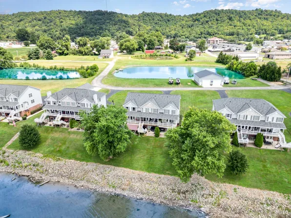 65 Governor St Unit 3C, Ripley, OH 45167