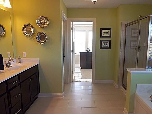 538 Prairie Way South