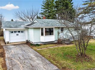 221 Buckingham Ave, Riverview, NB E1B 2N6