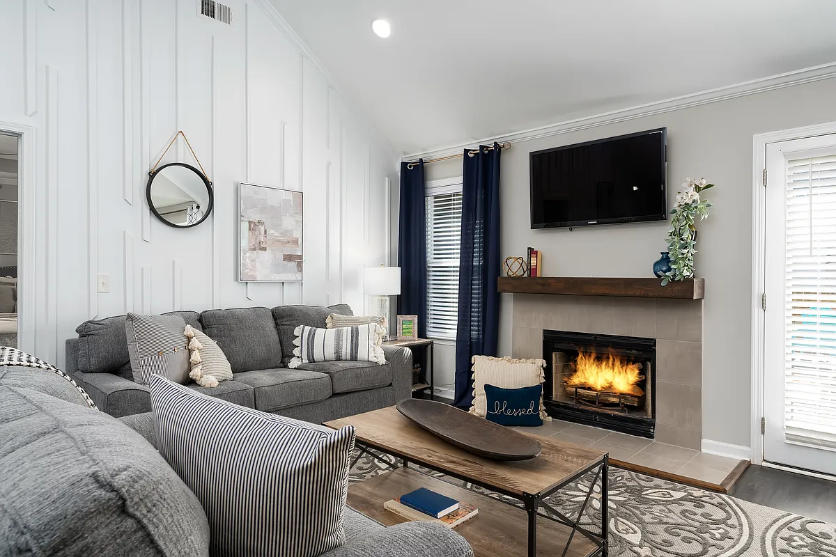 Building Photo - 8031 Rockhampton Cir