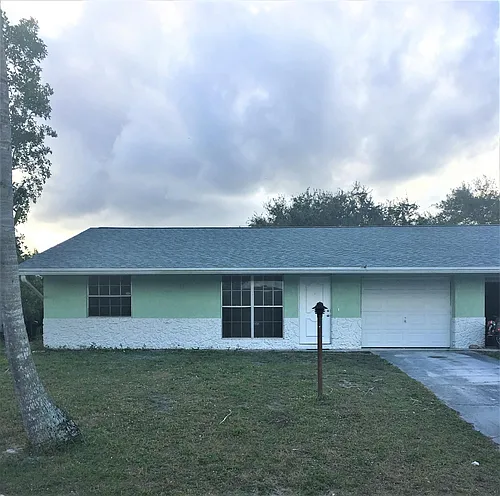 4398 SE Hamilton Ln Photo 1