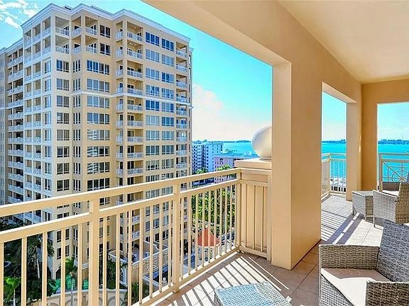 5th image of 1111 Ritz Carlton Dr APT 1004
