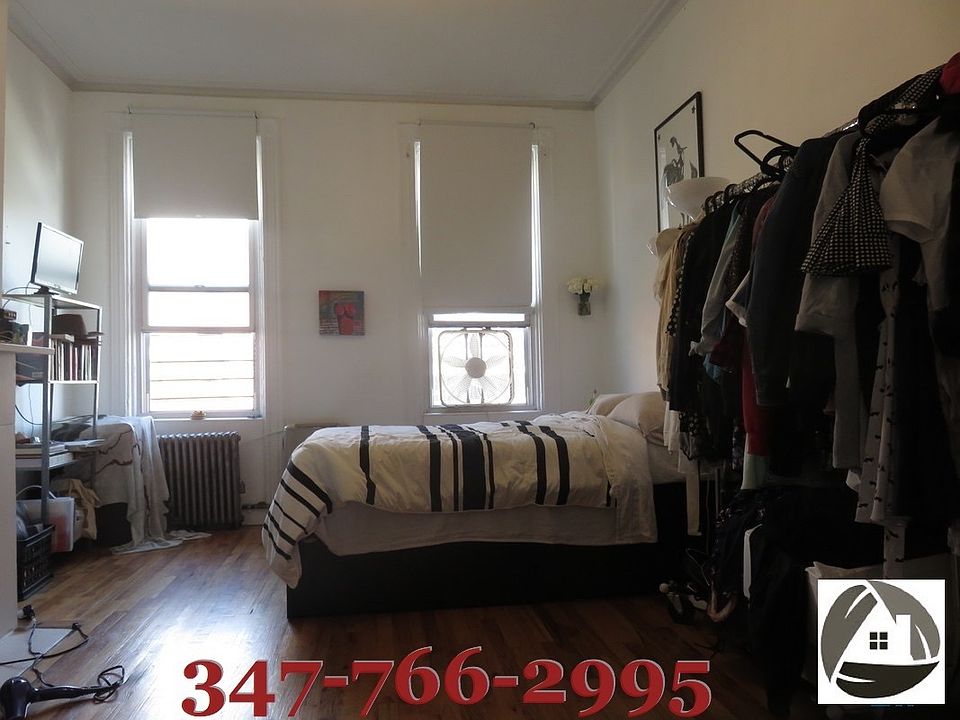 1st image of 262 Jefferson St #2nd