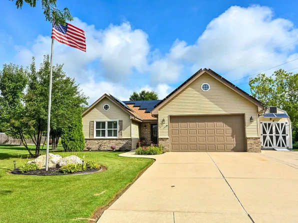 990 East Groveland DRIVE, Oak Creek, WI 53154
