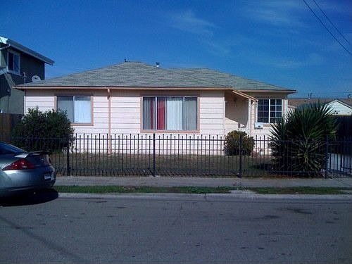 2nd image of 229 Tunis Rd