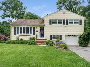 544 Cedar St, Scotch Plains, NJ 07076