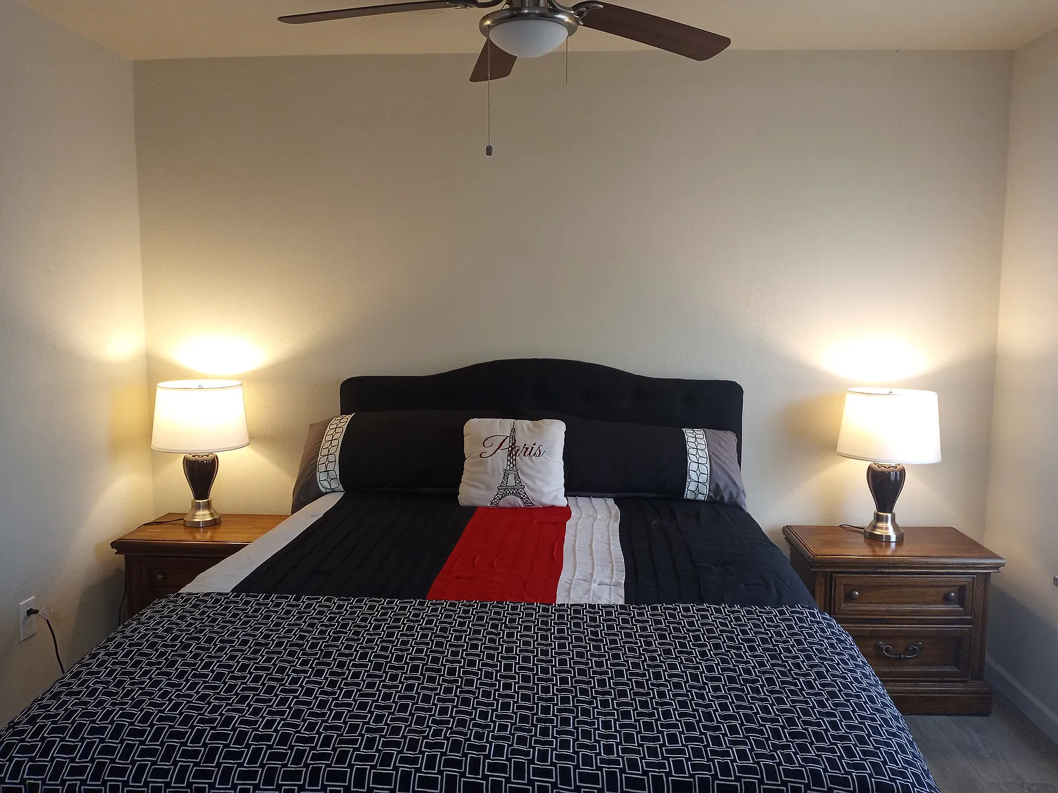 Studio, 350 sqft, $1,500 — Photo 2