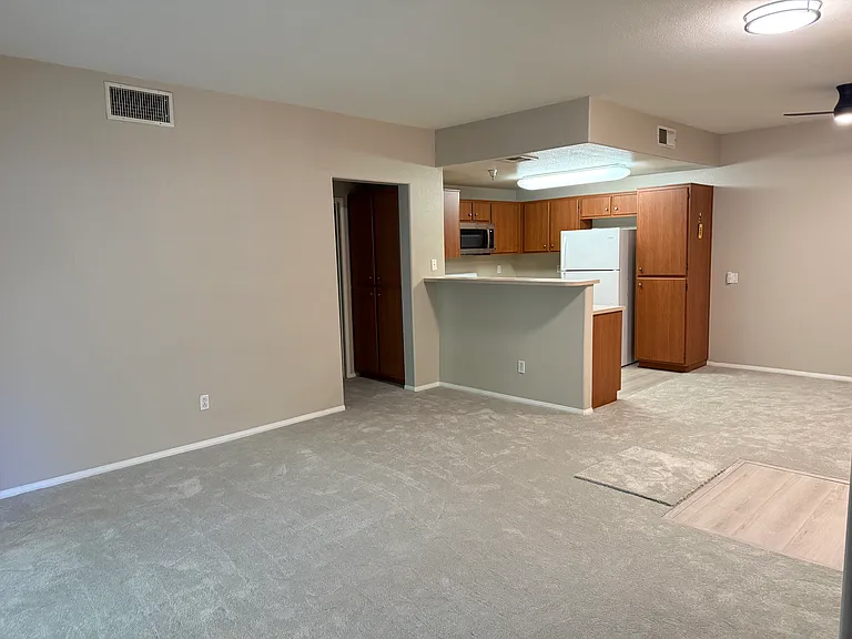 31405 Taylor Ln — Photo 6