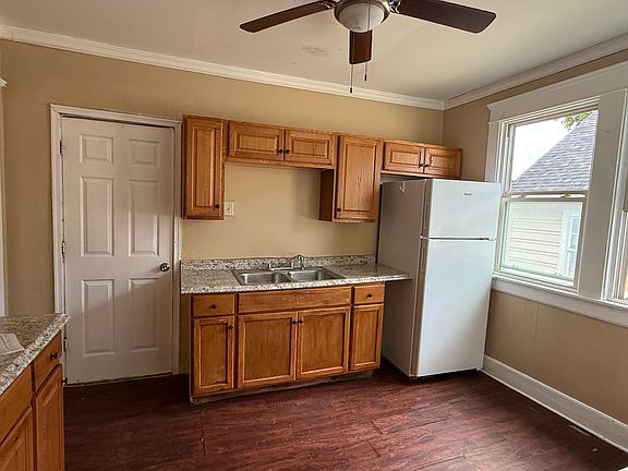 5th image of 204-06 Genesee Park Dr #2