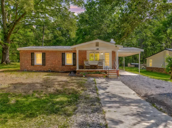 3939 Miller Dr NE, Dalton, GA 30721