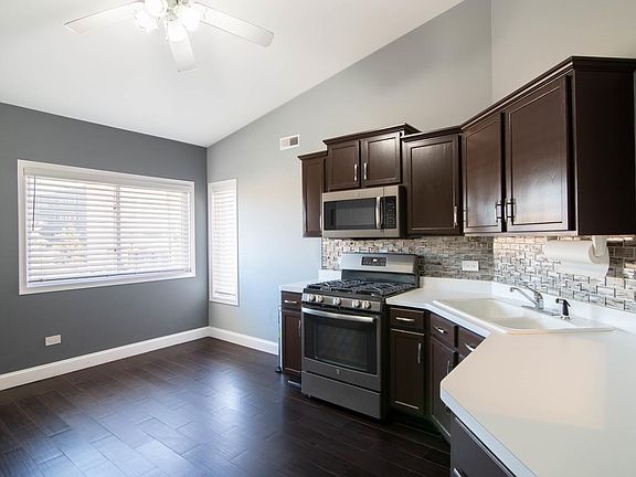 4th image of 9439 S 79th Ave APT 301