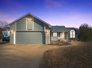 8220 S Victoria Ave, Haysville, KS 67060