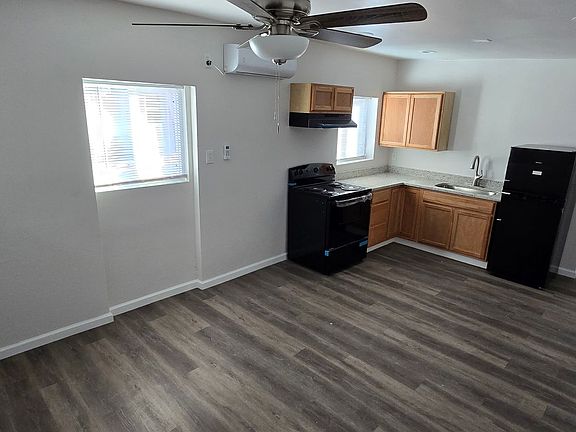 3rd image of 780 Clems Rd #5