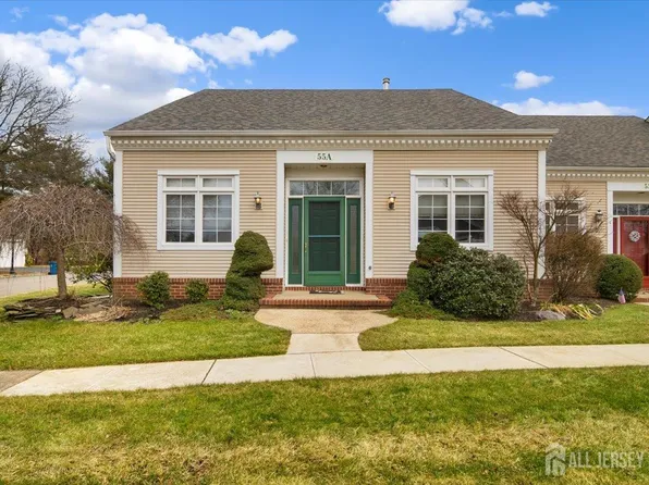 55 Winthrop Rd #A, Monroe Township, NJ 08831