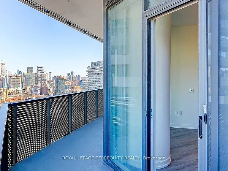 138 Downes St #3215 — Photo 31