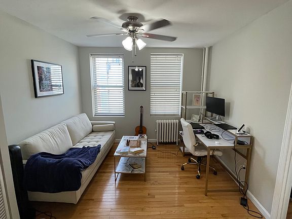 5th image of 220 Hanover St APT 21