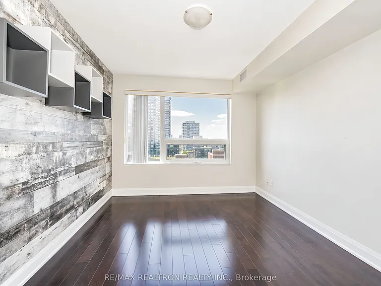 1 Uptown Dr #1207 — Photo 16