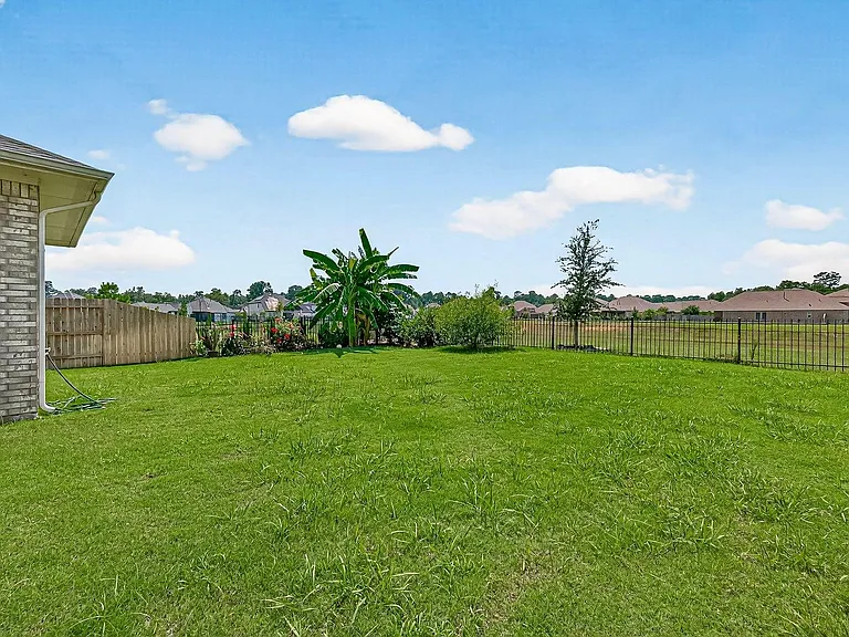 24607 Carleton Lake Ln — Photo 39