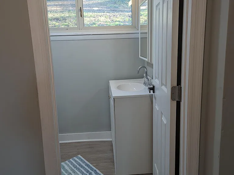 918 Gertrude Ave — Photo 18