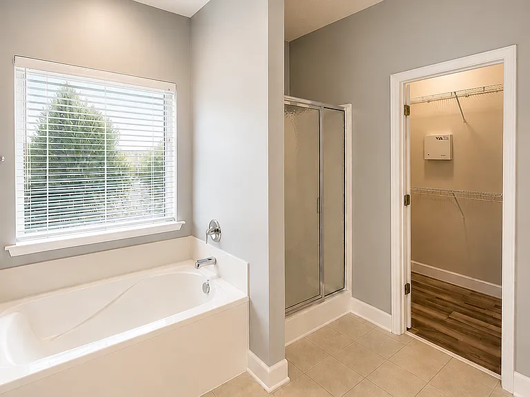 112 Ohara Dr — Photo 8