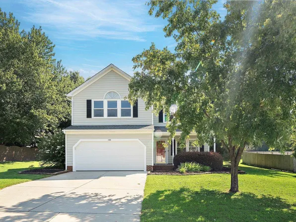 105 Grassy Meadow Rd, Holly Springs, NC 27540