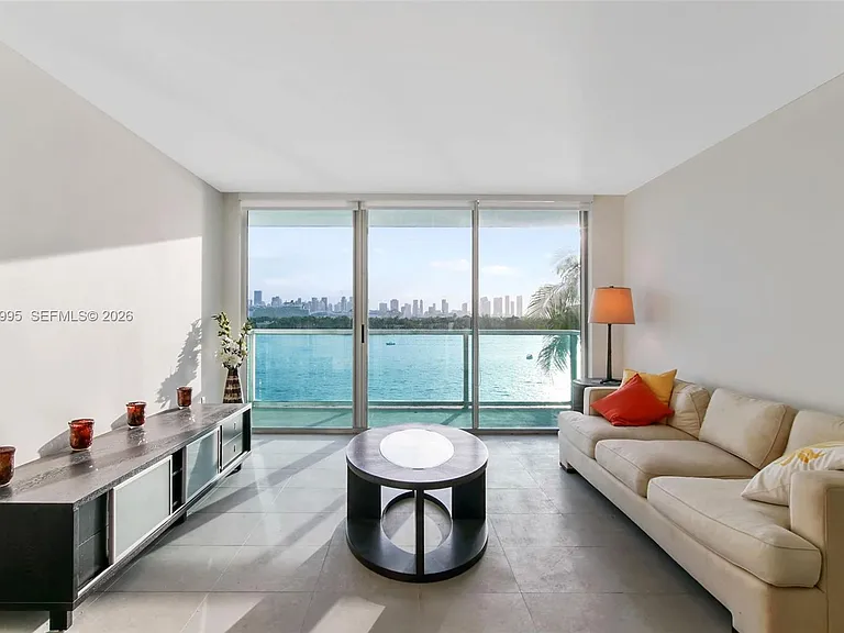 650 West Ave #805 — Photo 3