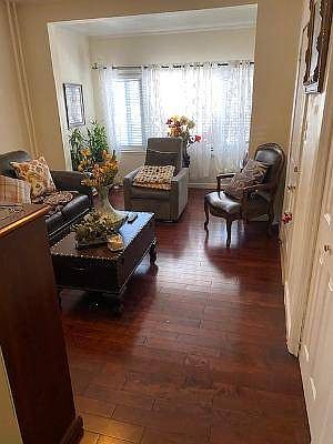 2nd image of 2156 Ellis Ave