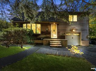 328 Grand Blvd, Emerson, NJ 07630