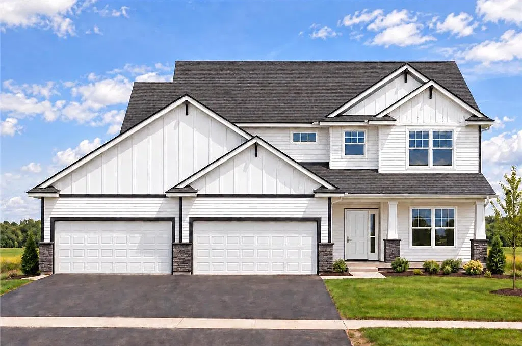 5 bed, 3196 sqft, $6,250 — Photo 1