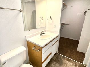 Adorable 2 bedroom 2 bathroom apartment with a new paint available soon!, Boise, ID 83713