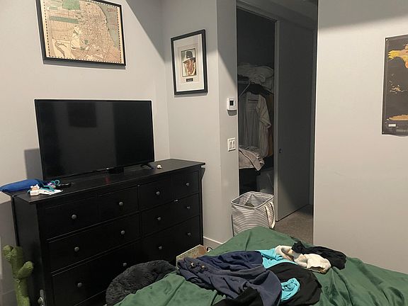 3rd image of 1427 N Milwaukee Ave #303