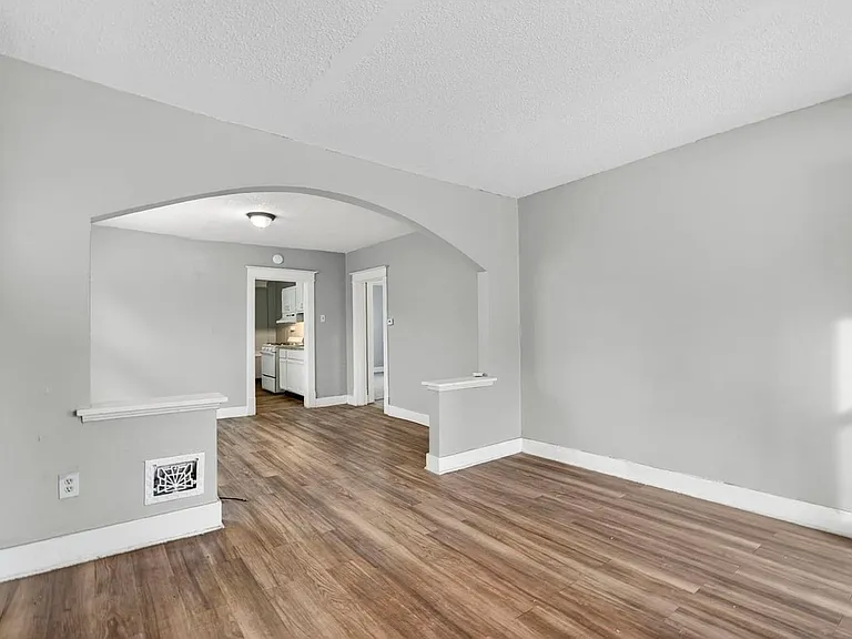 6705 Saint Louis Ave — Photo 5