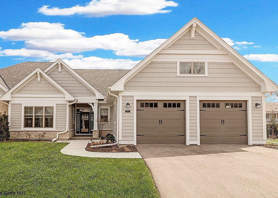 1st image of 6115 Woods Ln #7A