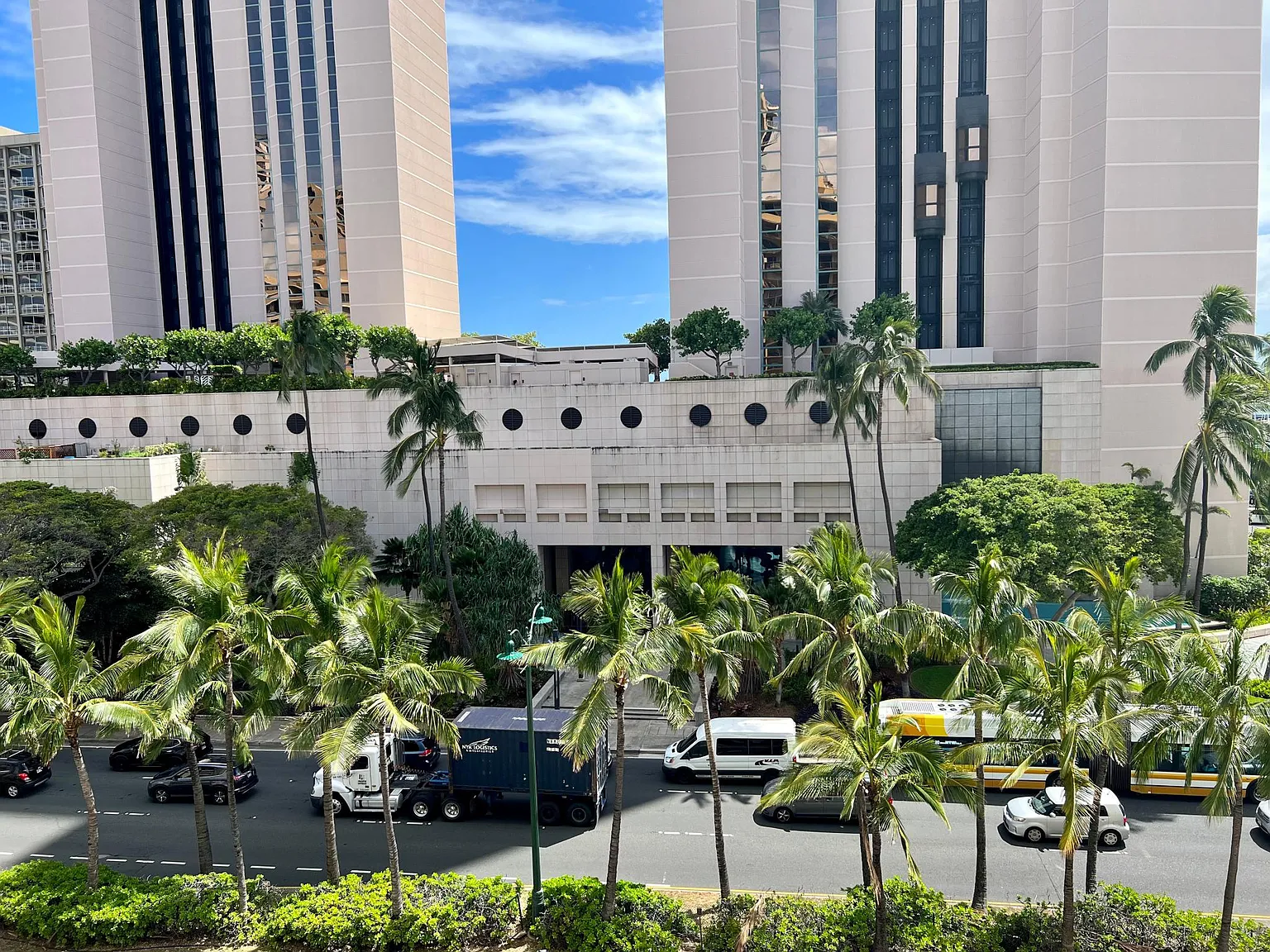 1684 Ala Moana Blvd — Photo 3