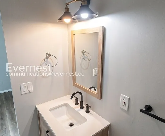 204 W Monticello Ave — Photo 14