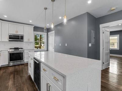 19 Harrison St #1, Roslindale, MA, 02131