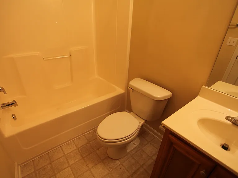 2123 Cobblestone Dr — Photo 10