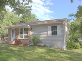 3008 Pebble Dr SW, Cedar Rapids, IA 52404