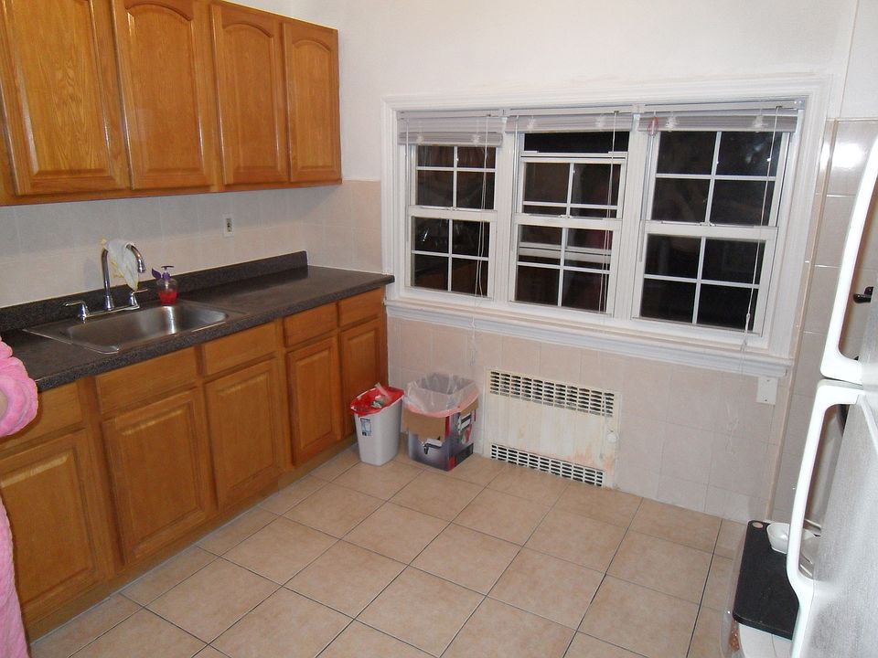 1st image of 13618 59th Avenue # Fl 2