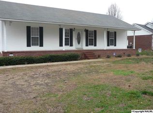 22 Old Camargo Rd, Fayetteville, TN 37334