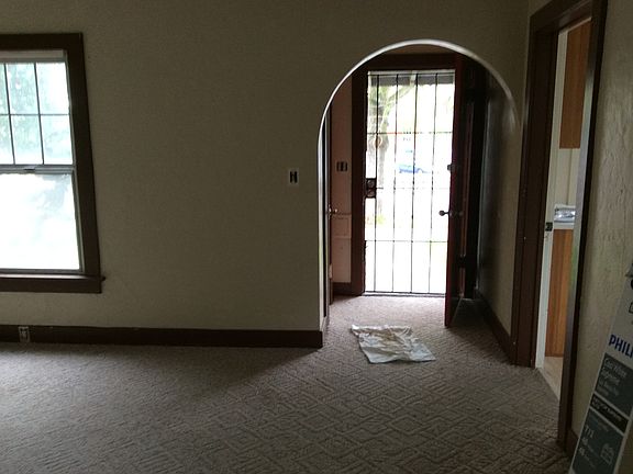 Entry way