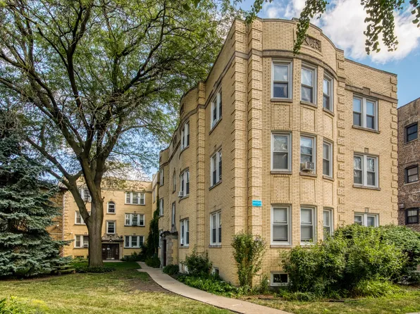 4448 W Gunnison St APT 1B, Chicago, IL 60630