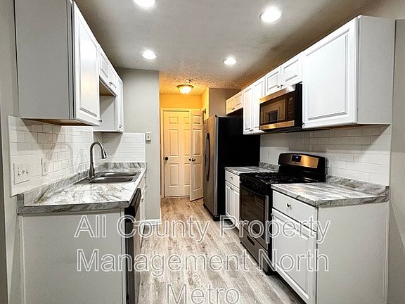 2nd image of 289 Silver Ridge Dr