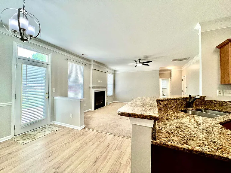 16310 Raptor Ct — Photo 11