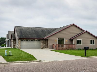 910 Riverwood Pl, Sparta, WI, 54656