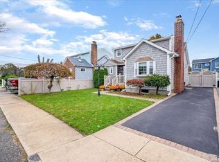 115 Ralph Ave, Bellmore, NY 11710