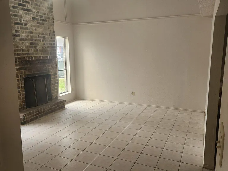 13124 Oglethorpe Dr — Photo 1